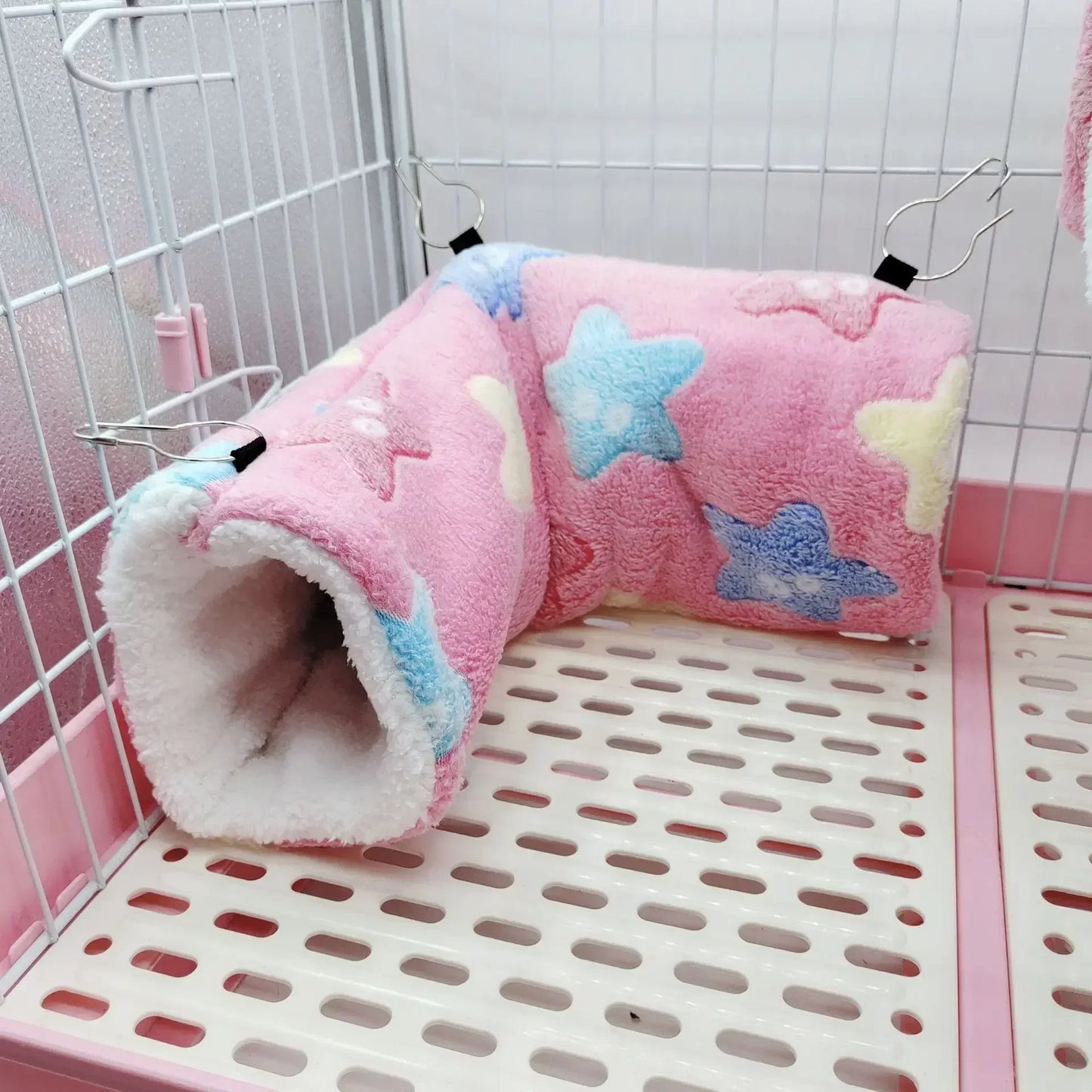 Pet channel hamster nest