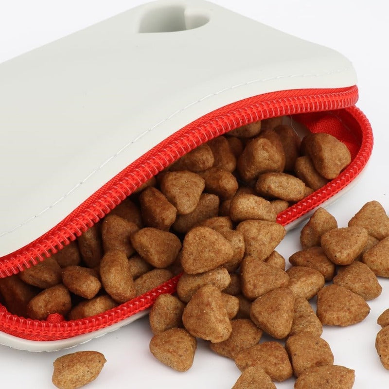 Walking Silicone Training Snack Dog Attachable Accessory Pack