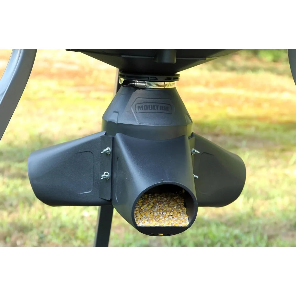 Gravity Tripod Deer Feeder